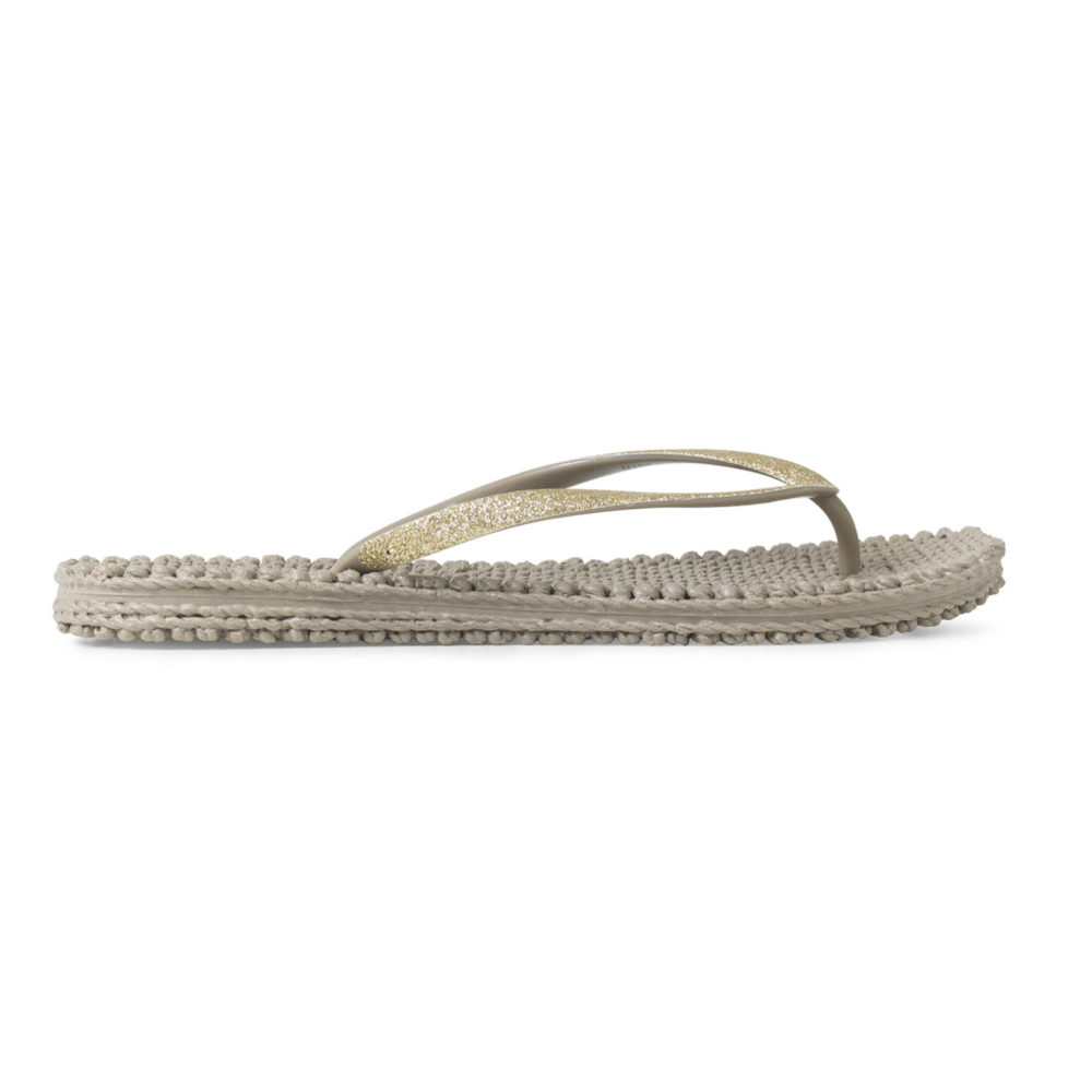 atmosphere flip flops